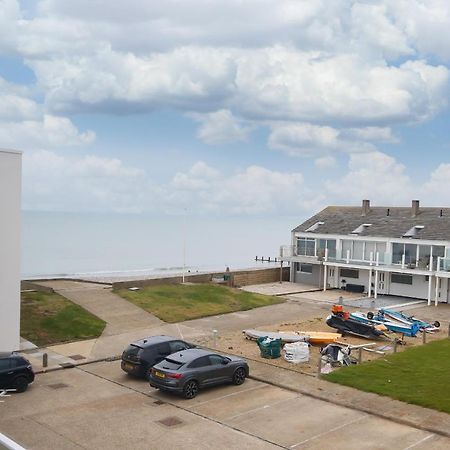Beach Haven Чичестър Екстериор снимка